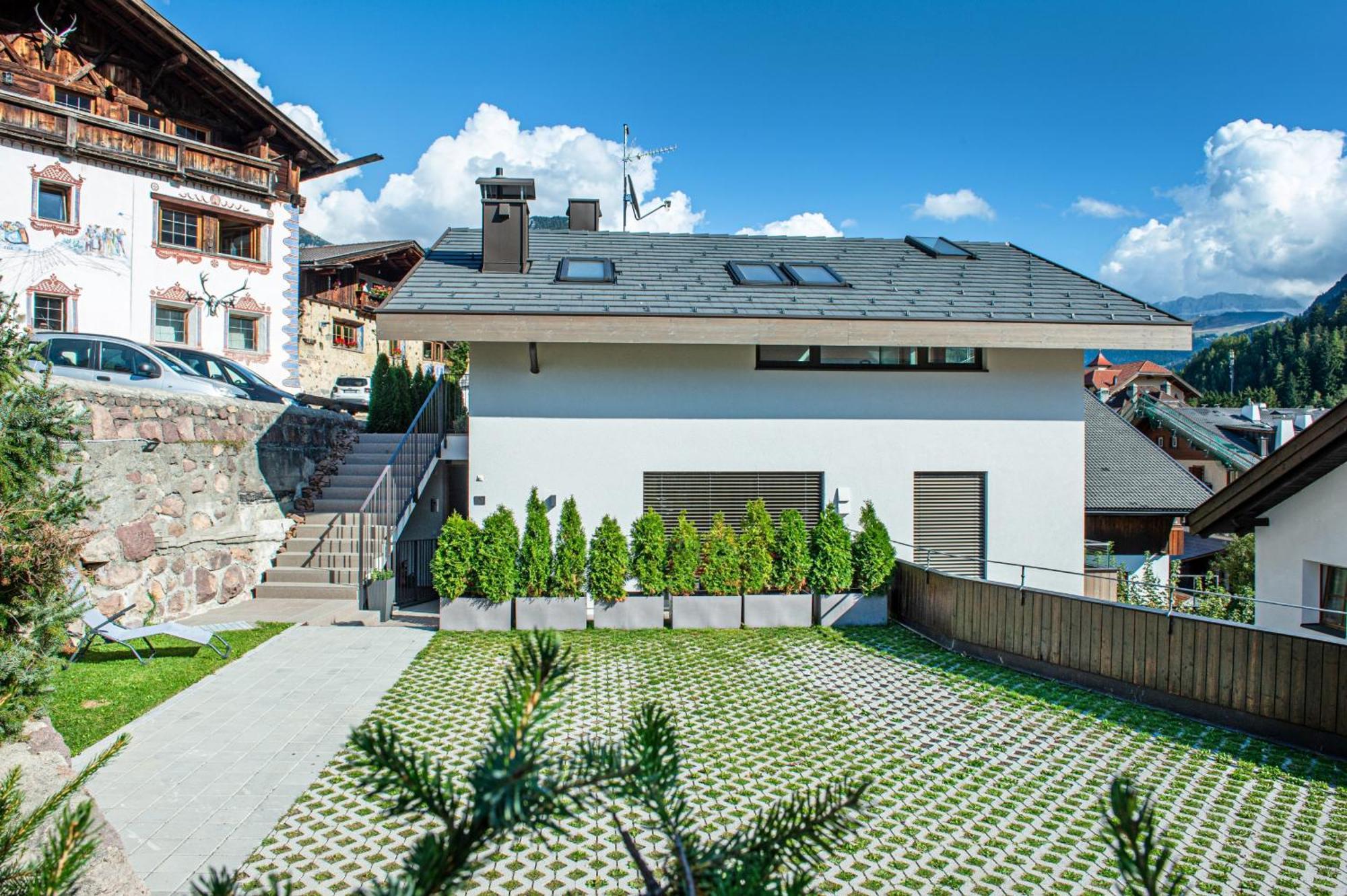 Apartments Dami Ortisei Bagian luar foto