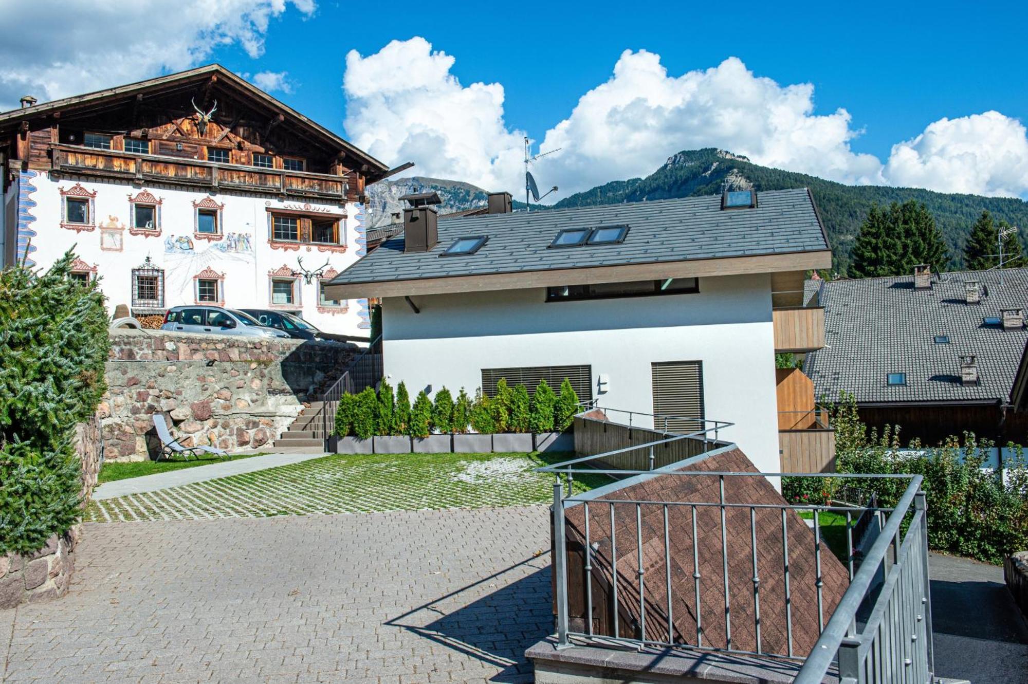 Apartments Dami Ortisei Bagian luar foto